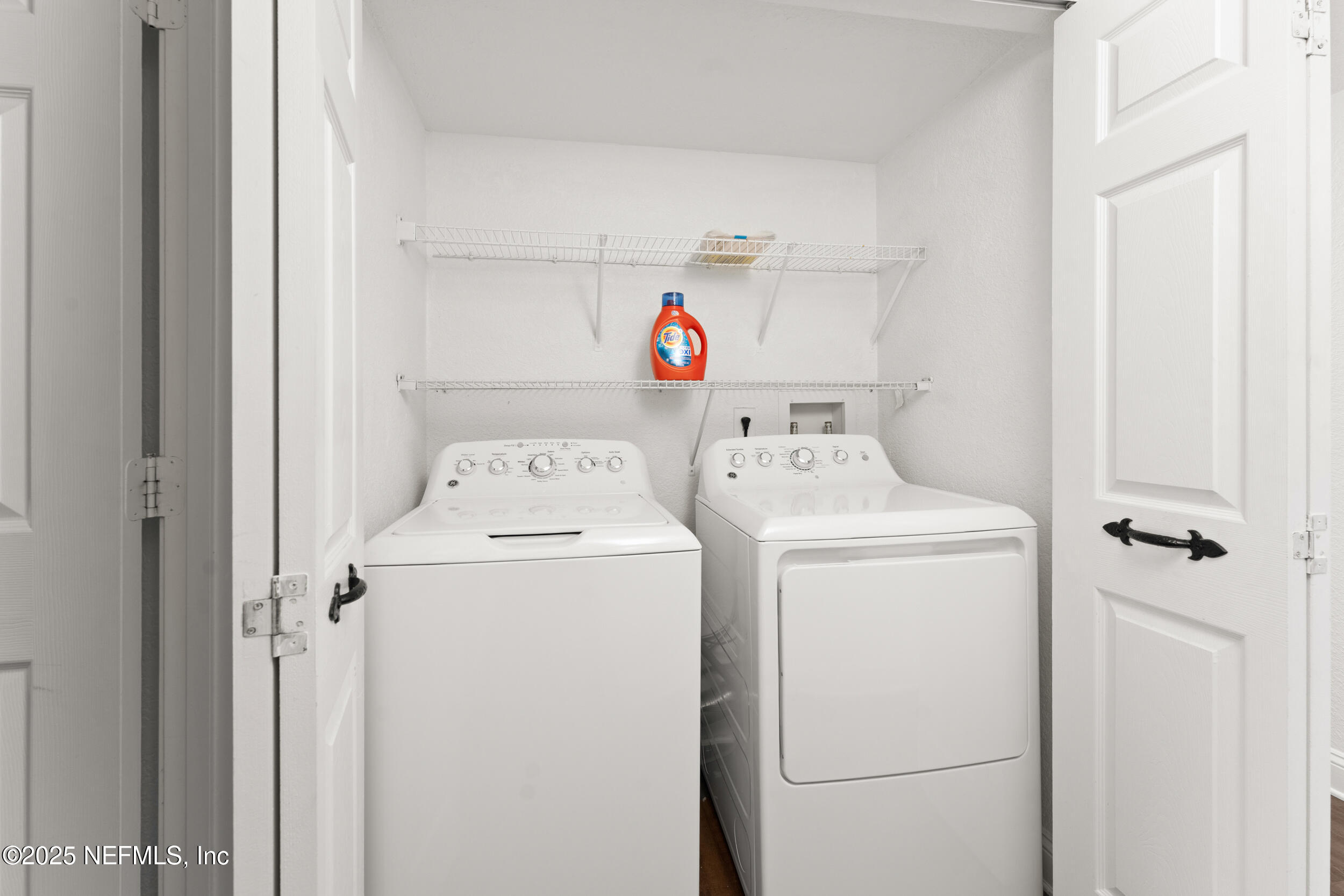 912 Shoreline Circle Ponte Vedra Beach, FL 32082 - Photo 15 of 30 Laundry