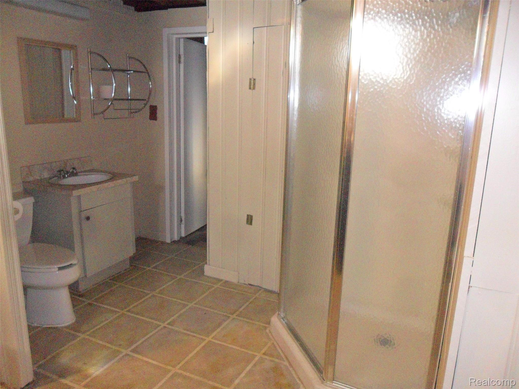 9688 Reeck Road Allen Park, MI 48101 - Photo 24 of 28 SAM_9566.JPG