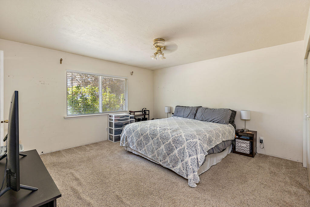 1065 Minthorne Road Rogue River, OR 97537 - Photo 31 of 49 MR(38)