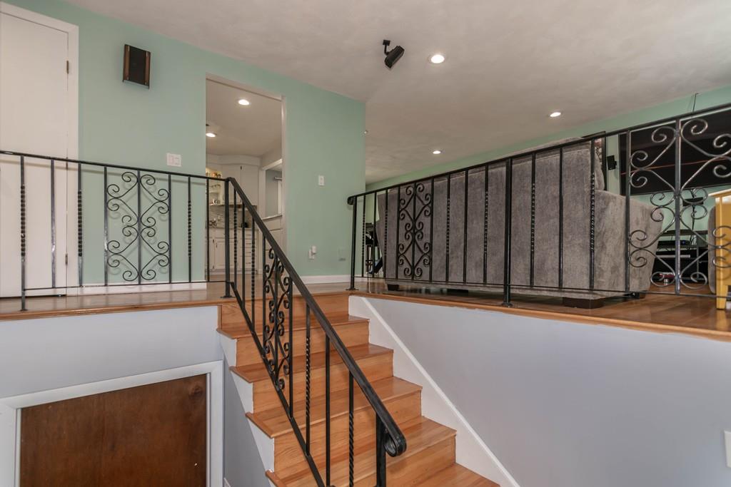 203 Den Quarry Road Lynn, MA 01904 - Photo 14 of 26 Gallery Image 14