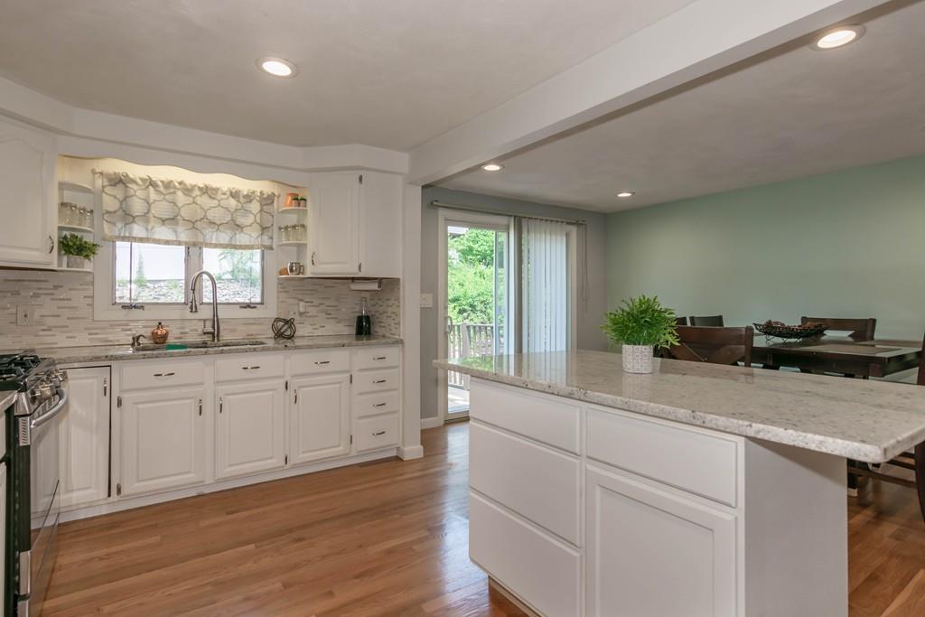 203 Den Quarry Road Lynn, MA 01904 - Photo 8 of 26 Gallery Image 8