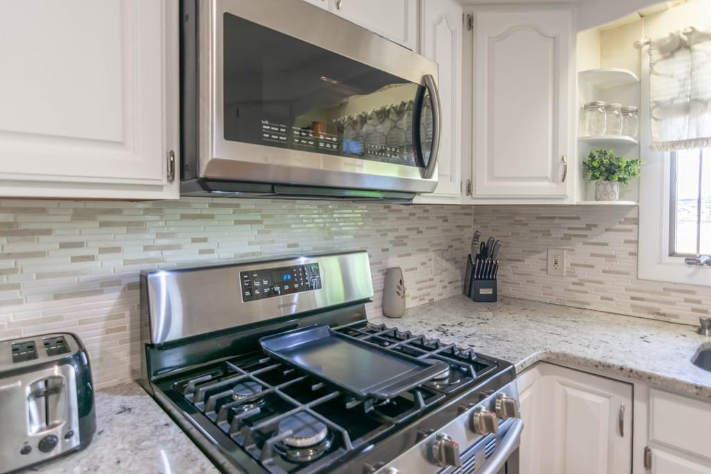 203 Den Quarry Road Lynn, MA 01904 - Photo 10 of 26 Gallery Image 10