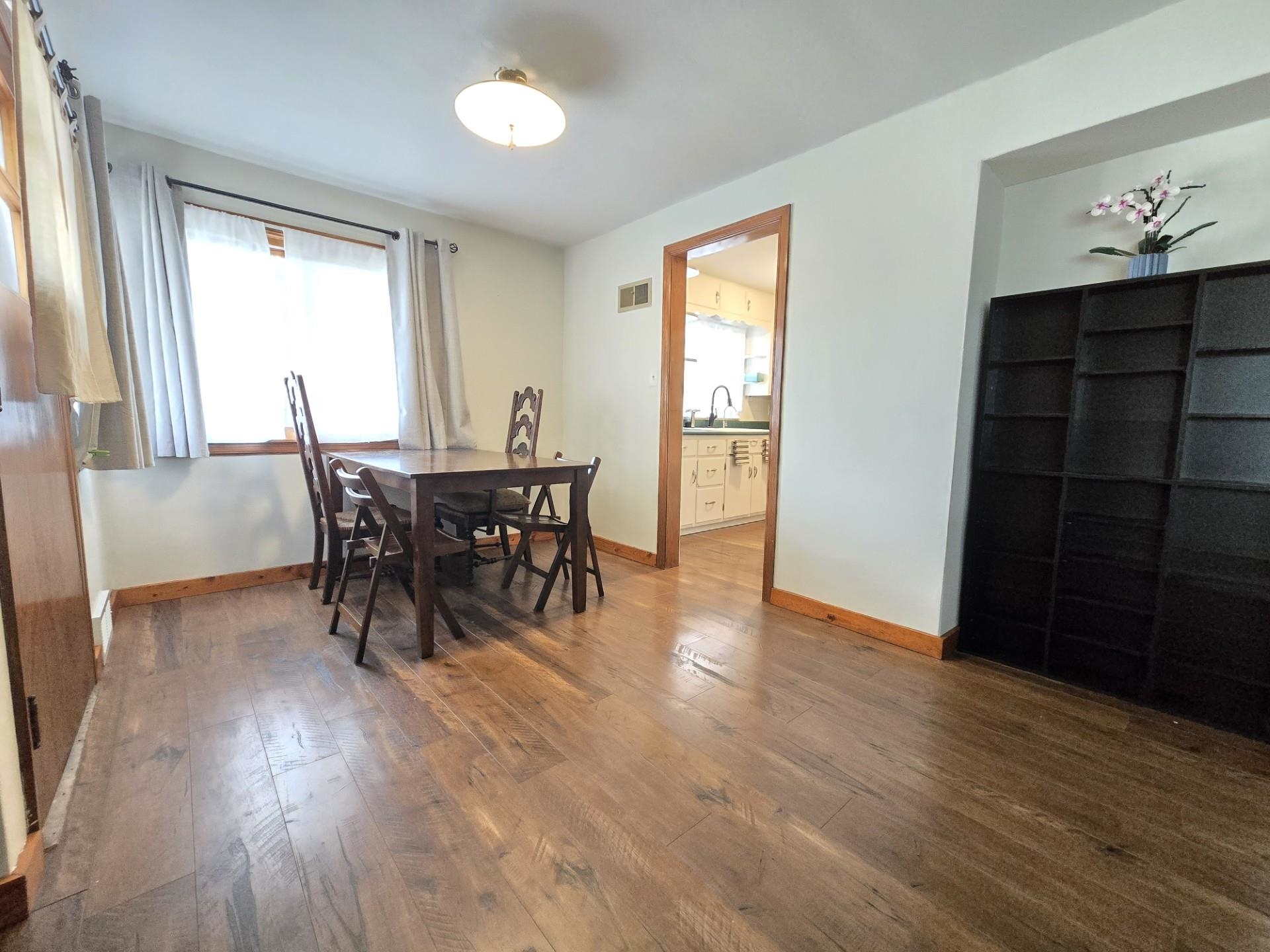 920 Newbury Street Ripon, WI 54971 - Photo 6 of 21