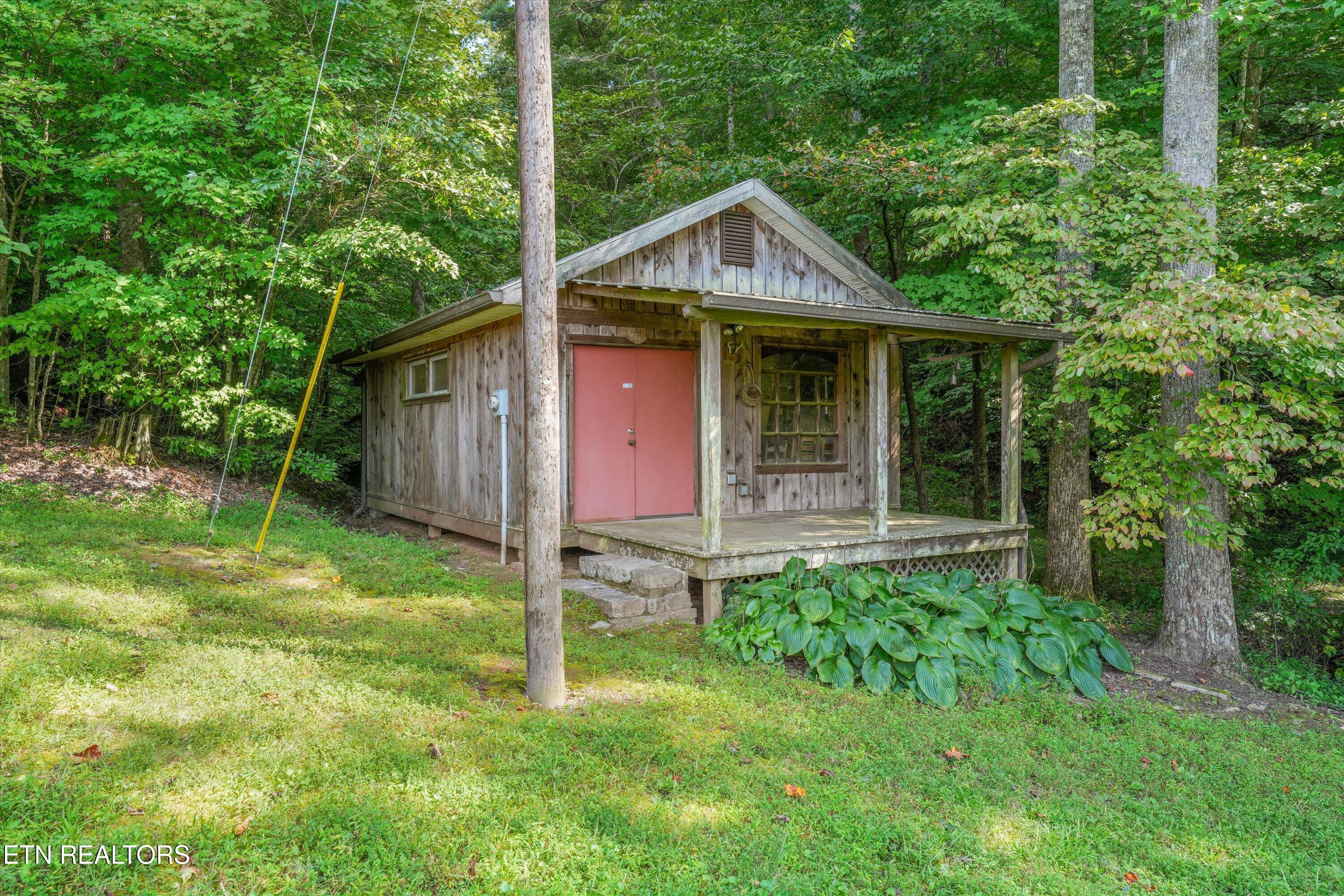 745 Blockhouse Valley Road Clinton, TN 37716 - Photo 43 of 58 48-745 Blockhouse Valley Rd24
