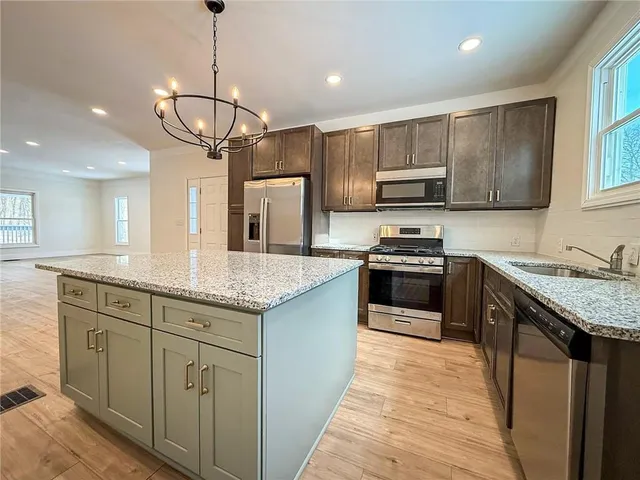 $224,900 | 2678 Oneida Valley Road, Petrolia, PA 16050