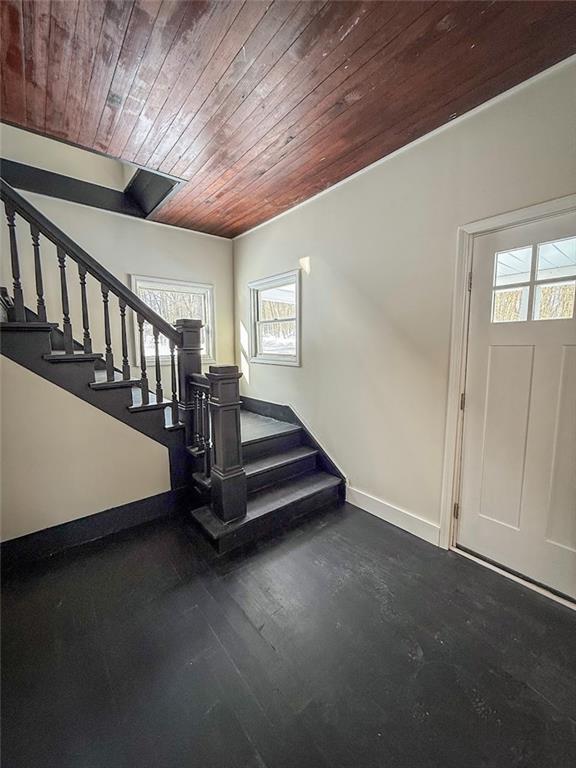 2678 Oneida Valley Road Petrolia, PA 16050 - Photo 4 of 43