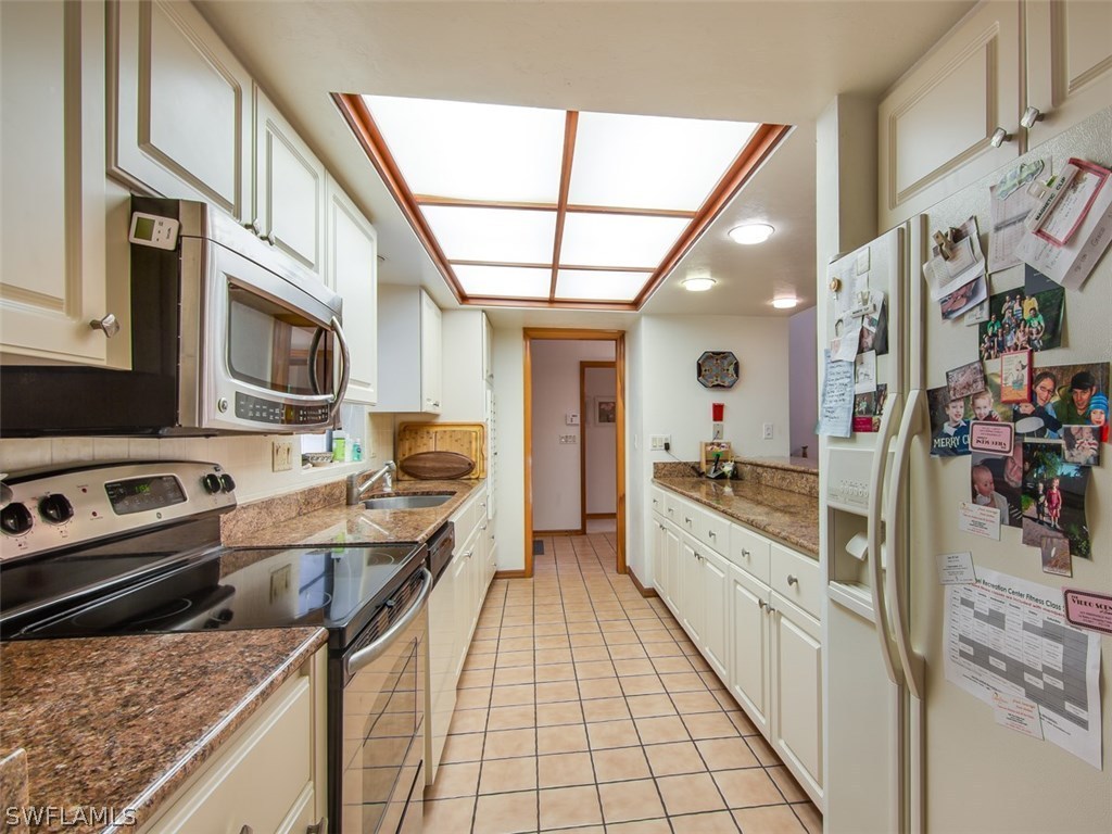 5305 Umbrella Pool Road Sanibel, FL 33957 - Photo 4 of 25 Gallery Image 4