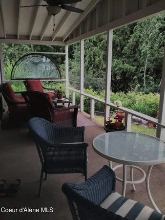 $339,000 | 302 School Street, Unit 8, Hope, ID 83836