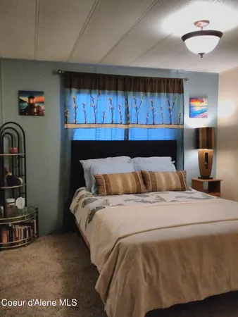 $339,000 | 302 School Street, Unit 8, Hope, ID 83836