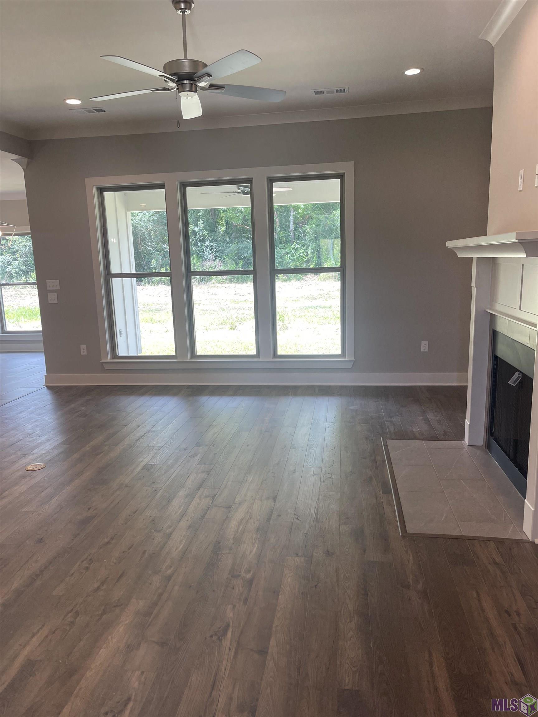 35309 Cane Market Road Denham Springs, LA 70706 - Photo 4 of 22 Gallery Image 4