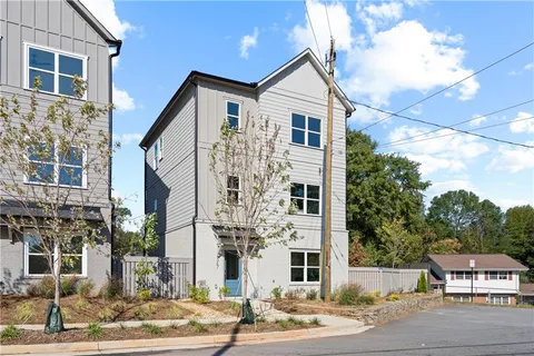 $560,000 | 367 King's Landing, Atlanta, GA 30354