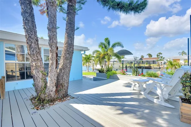 $4,000 | 1015 Spindle Palm Way, Apollo Beach, FL 33572