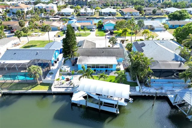 $4,000 | 1015 Spindle Palm Way, Apollo Beach, FL 33572