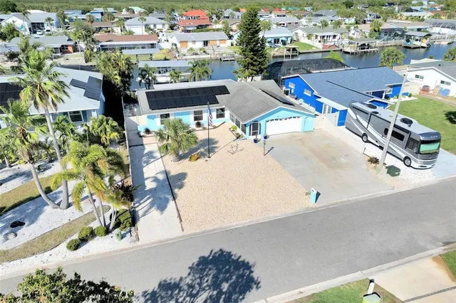 $4,000 | 1015 Spindle Palm Way, Apollo Beach, FL 33572