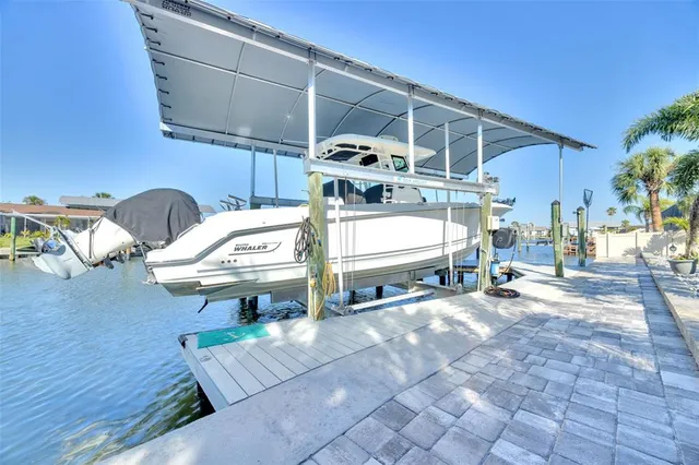 $4,000 | 1015 Spindle Palm Way, Apollo Beach, FL 33572