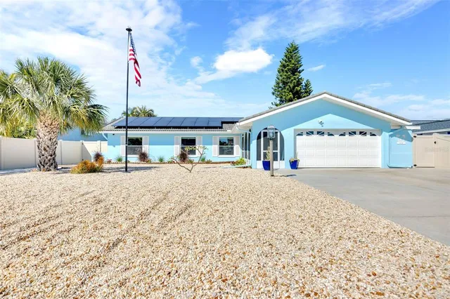 $4,000 | 1015 Spindle Palm Way, Apollo Beach, FL 33572