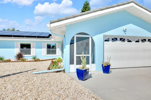 $4,000 | 1015 Spindle Palm Way, Apollo Beach, FL 33572