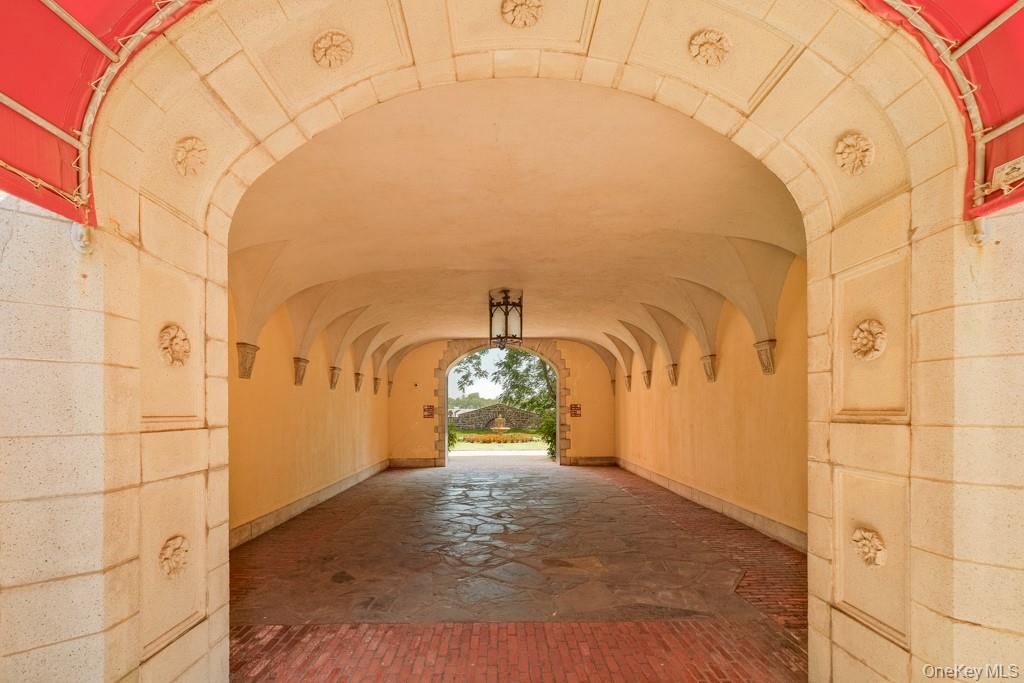 23 Old Mamaroneck Road, Unit 1M White Plains, NY 10605 - Photo 18 of 19