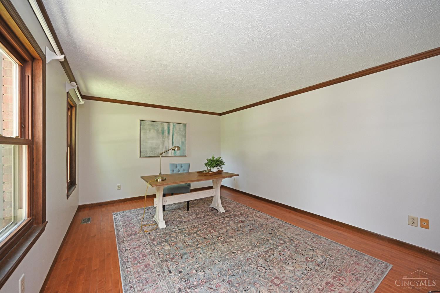 6415 Roth Ridge Drive Loveland, OH 45140 - Photo 5 of 63 Gallery Image 5
