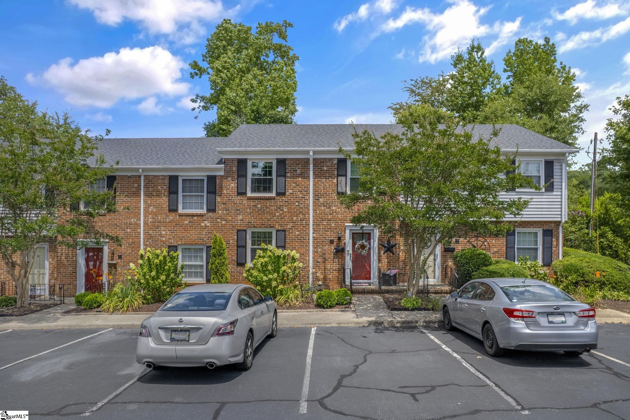 815 Edwards Road, Unit 2 Greenville, SC 29615 - Photo 4 of 36