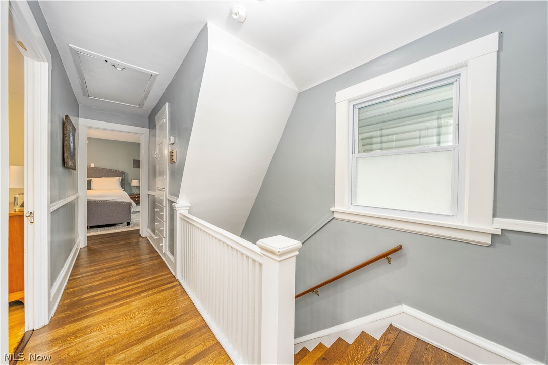 15517 Greenway Road Cleveland, OH 44111 - Photo 14 of 41 Gallery Image 14