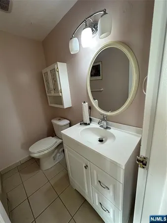 $2,490 | 320 Anderson Avenue, Unit 3D, Fairview, NJ 07022