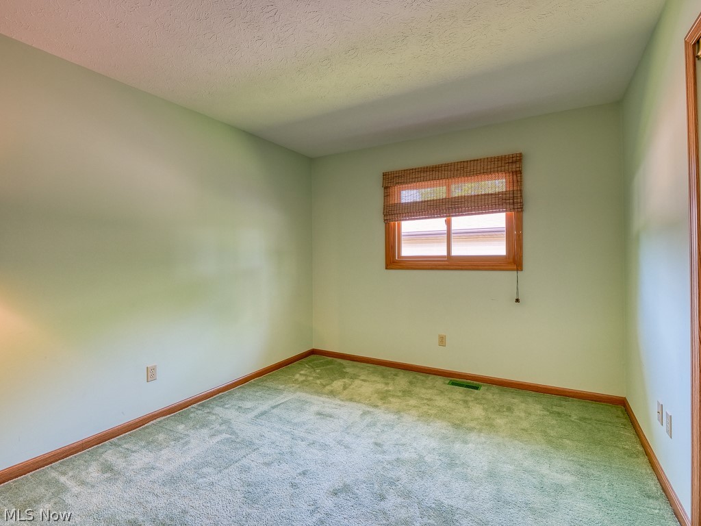 14606 Sprague Road Cleveland, OH 44130 - Photo 29 of 34