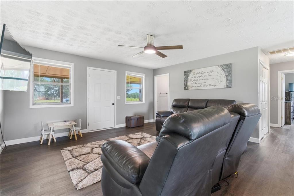 5040 Rodeo Drive Keystone Heights, FL 32656 - Photo 8 of 51