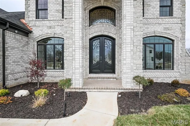 $1,840,000 | 776 Schaeffer's Grove, Chesterfield, MO 63005