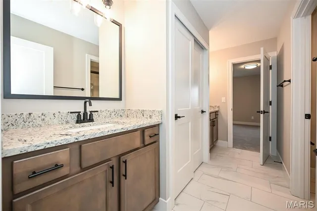 $1,840,000 | 776 Schaeffer's Grove, Chesterfield, MO 63005