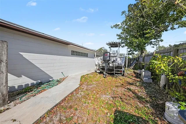 a house view with a outdoor space