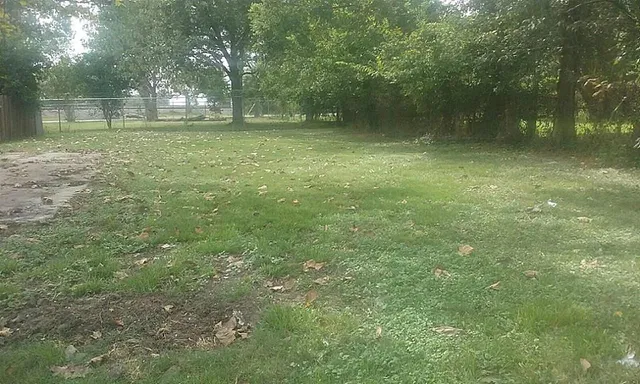 $111 | 9616 East Avenue J, Houston, TX 77012