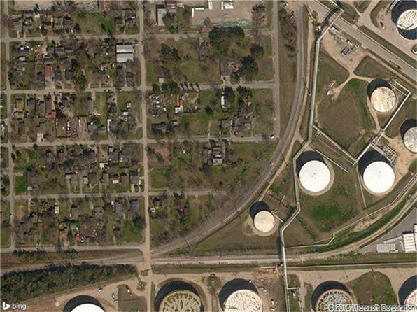 9616 East Avenue J Houston, TX 77012 - Photo 2 of 9