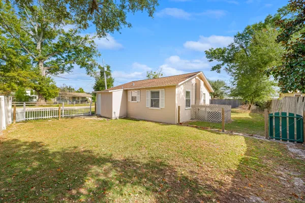 $1,350 | 905 Ruby Place, Panama City, FL 32404
