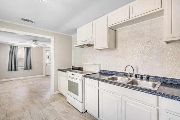 $1,350 | 905 Ruby Place, Panama City, FL 32404