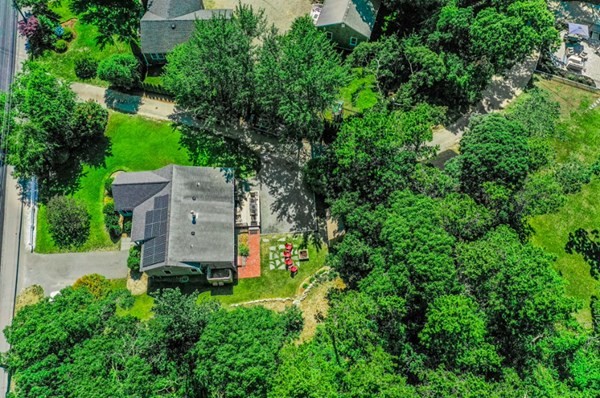 322 Lower County Road Dennis, MA 02639 - Photo 20 of 24 Gallery Image 20