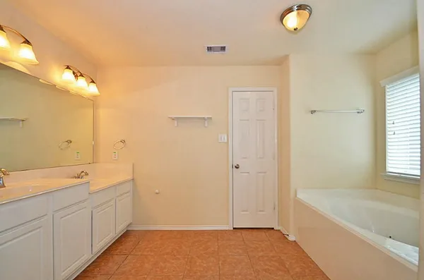 $2,400 | 5327 Stonegate Drive, Richmond, TX 77407