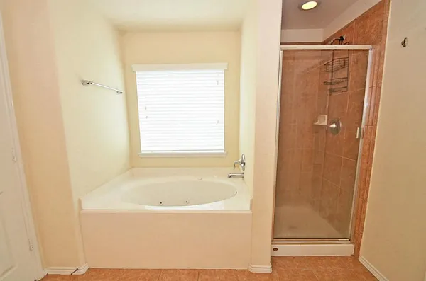 $2,400 | 5327 Stonegate Drive, Richmond, TX 77407