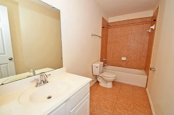 $2,400 | 5327 Stonegate Drive, Richmond, TX 77407