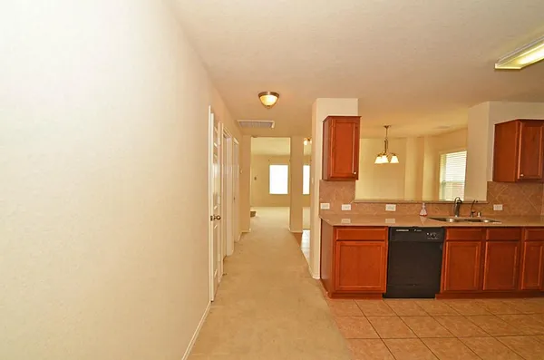 $2,400 | 5327 Stonegate Drive, Richmond, TX 77407