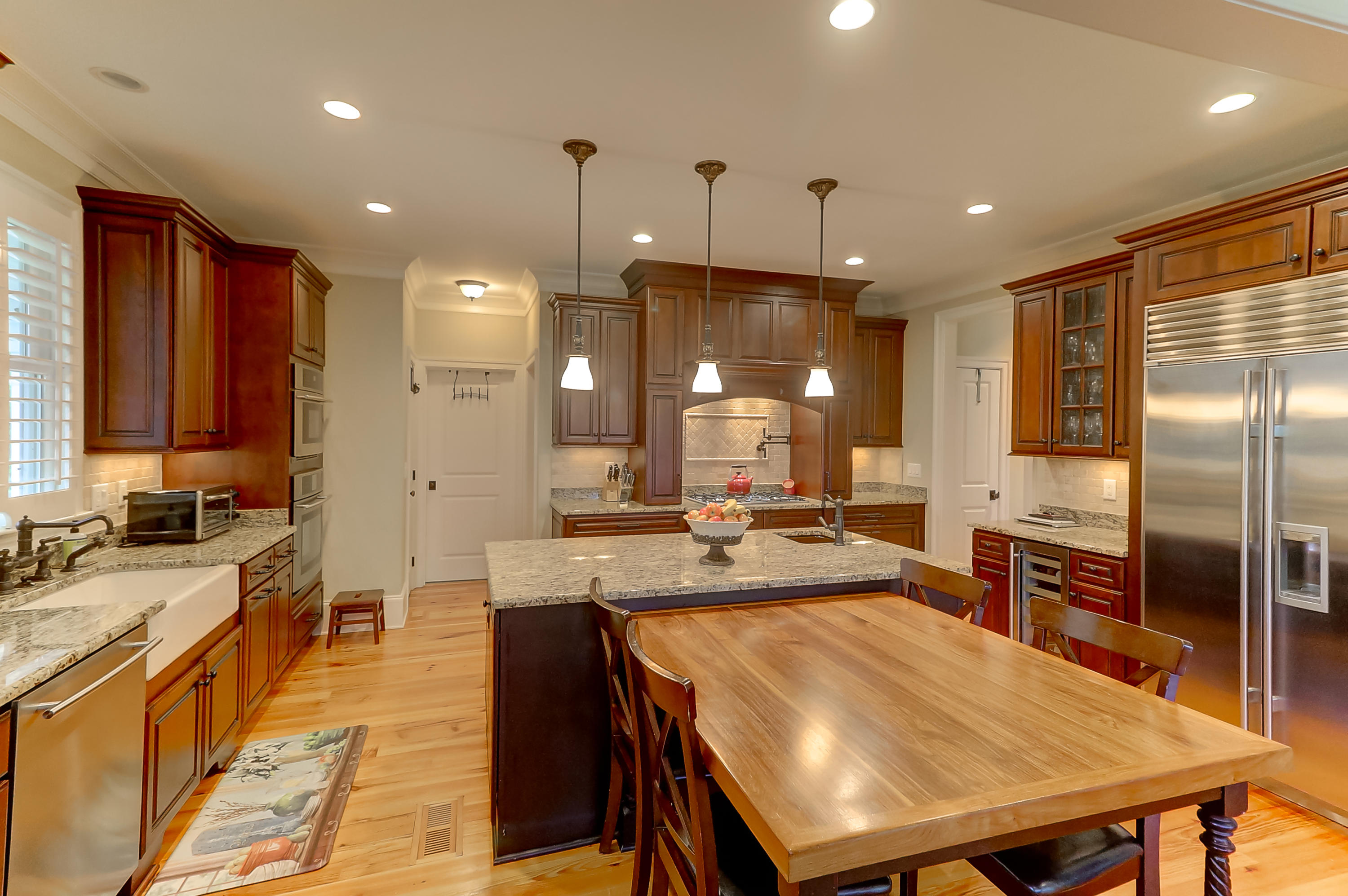 1021 Hughes Road Johns Island, SC 29455 - Photo 14 of 52 Kitchen & Sitting Area