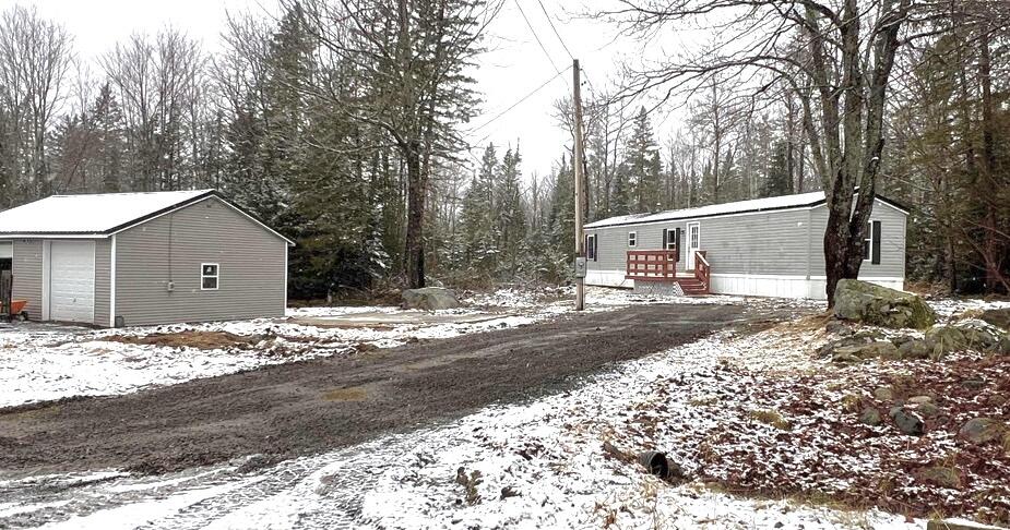 82 Chick Hill Road Clifton, ME 04428 - Photo 2 of 22 IMG_9514