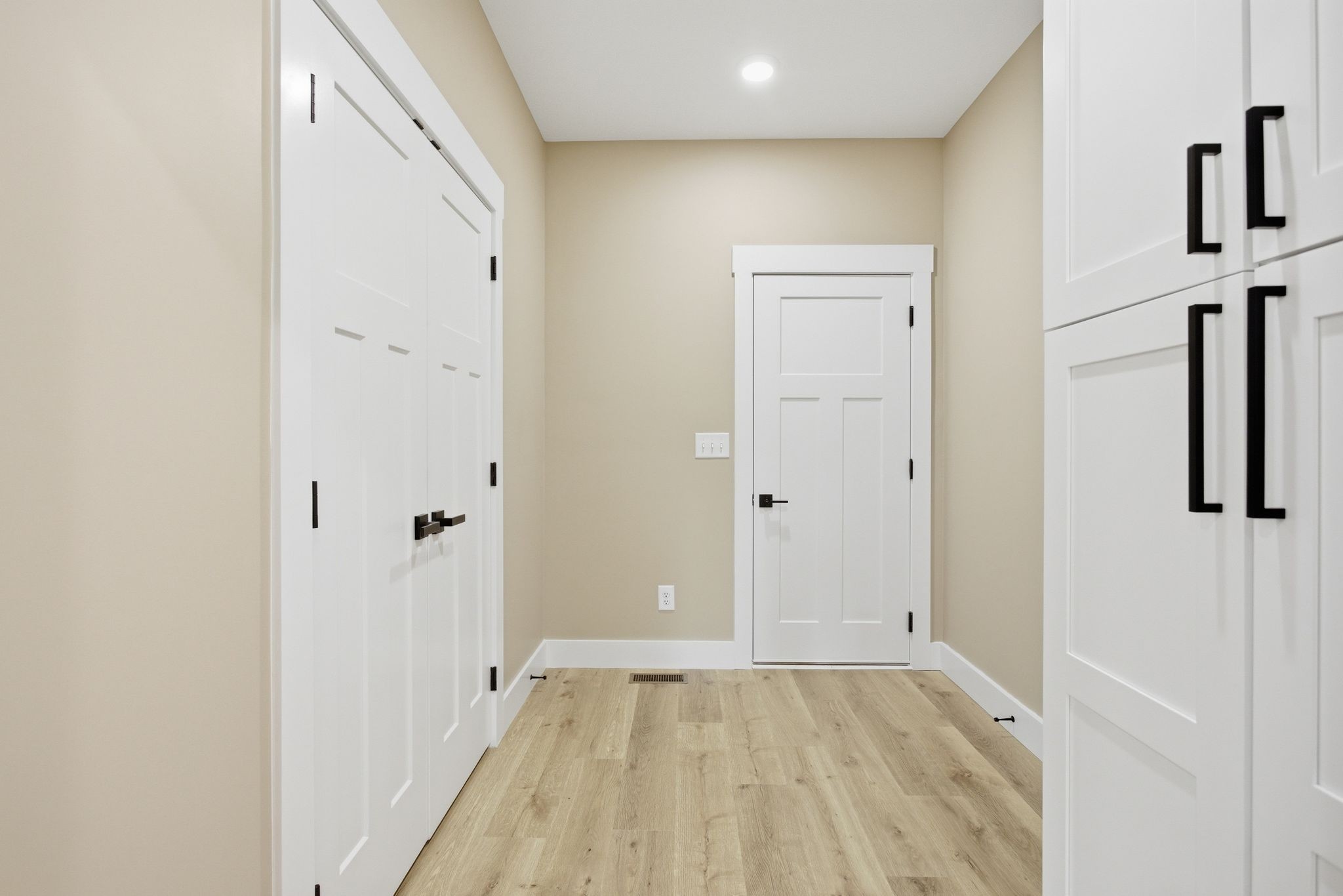 3319 Booker Ridge Road Mount Pleasant, TN 38474 - Photo 24 of 51 a view of an empty room