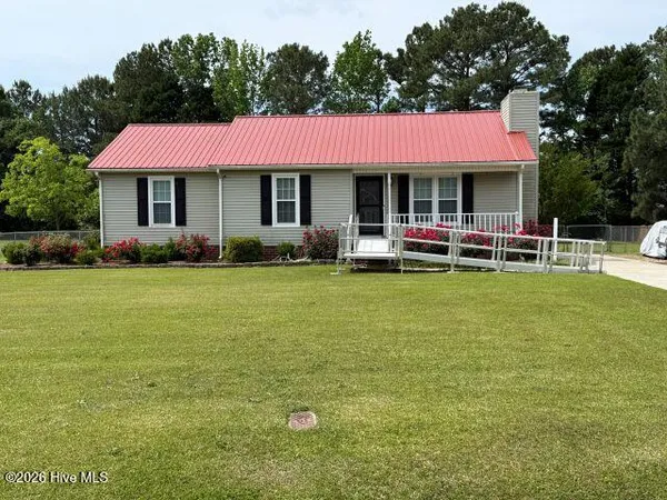 $240,000 | 633 Fox Chase Lane, Winterville, NC 28590