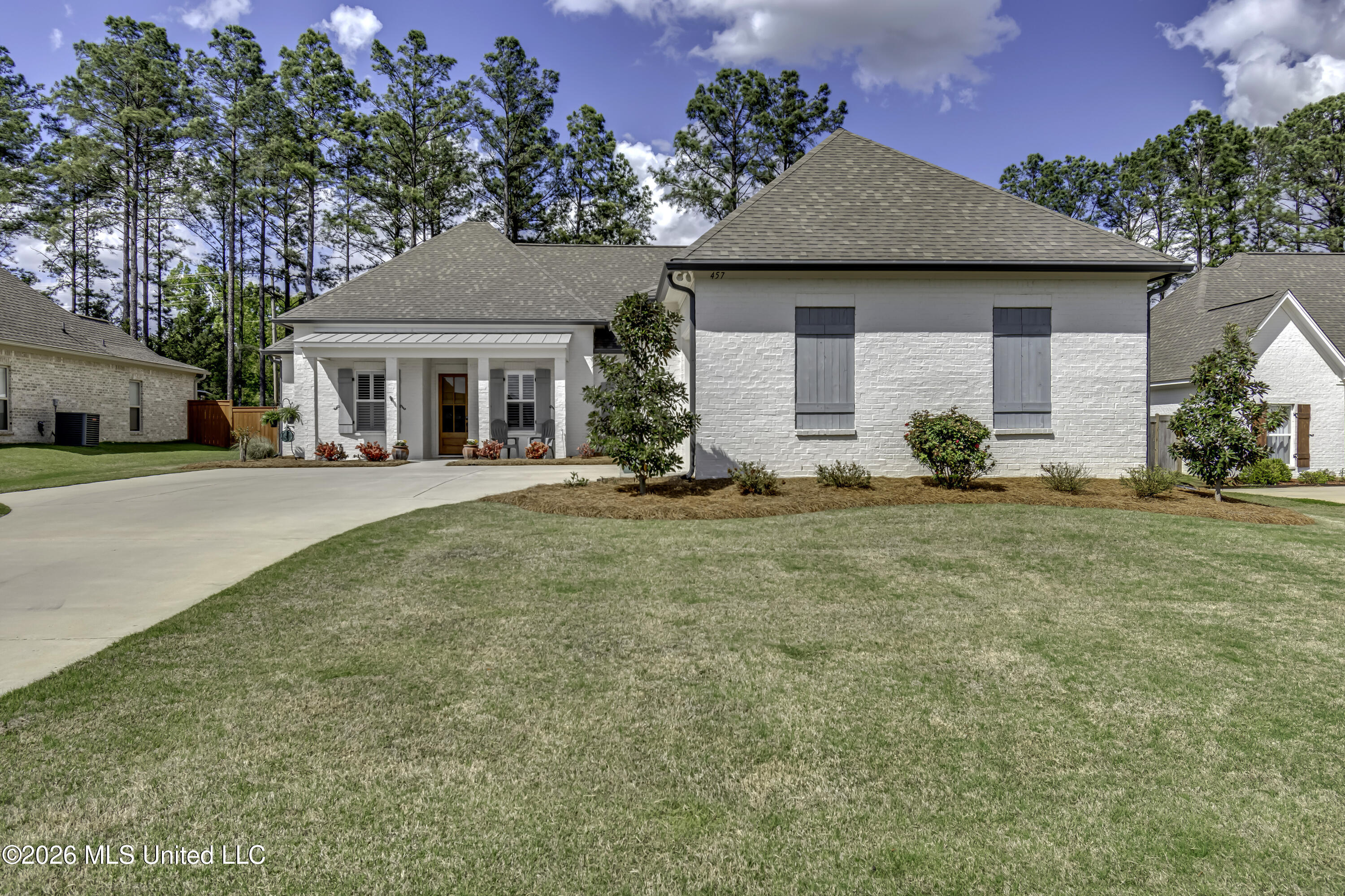 457 Crossvine Place Madison, MS 39110 - Photo 1 of 50 Front
