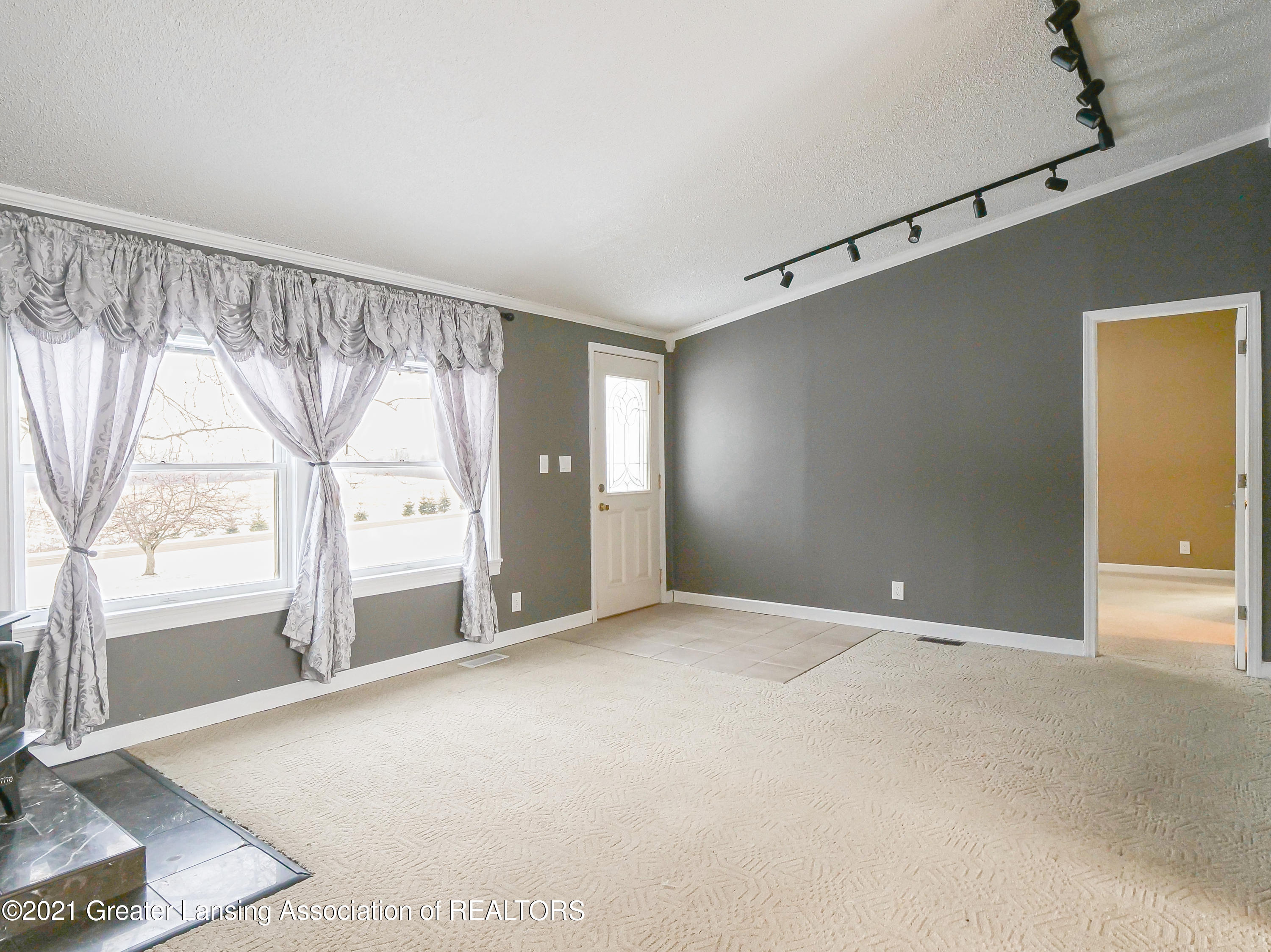 240 Casler Road Charlotte, MI 48813 - Photo 2 of 46 240_Casler_Rd-31