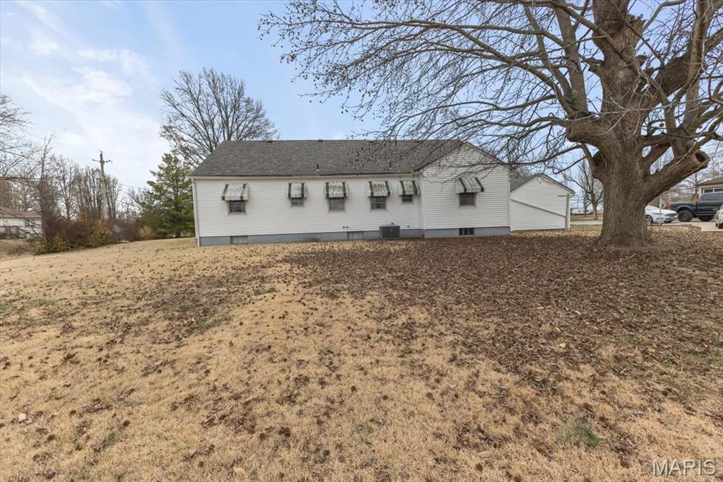 603 North Maple Street Steeleville, IL 62288 - Photo 3 of 22