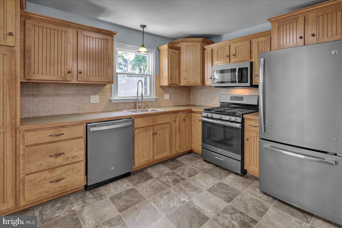 506 Wagonwheel Road Lititz, PA 17543 - Photo 15 of 32