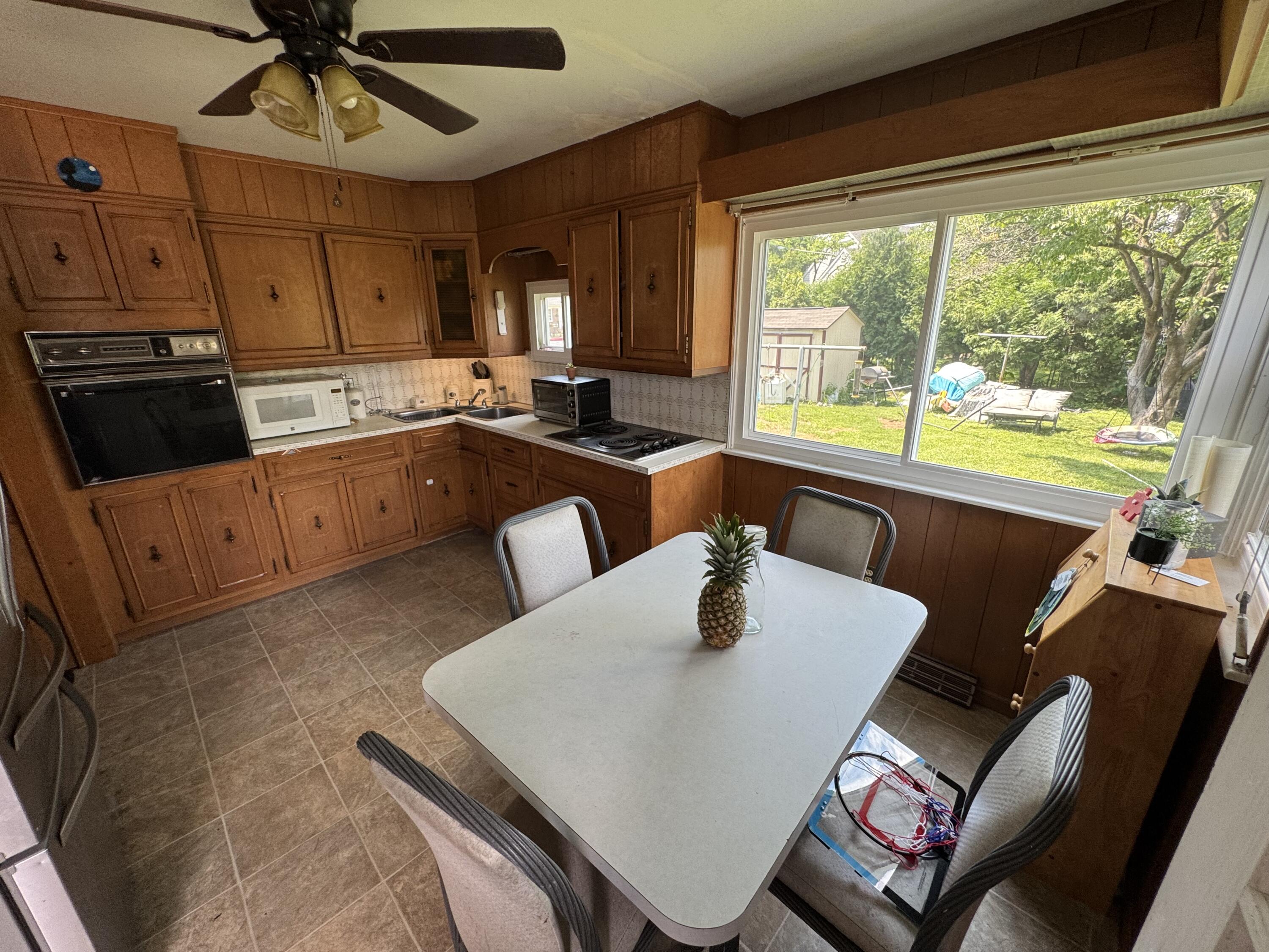 511 Grill Avenue Reading, PA 19607 - Photo 16 of 30 IMG_9022