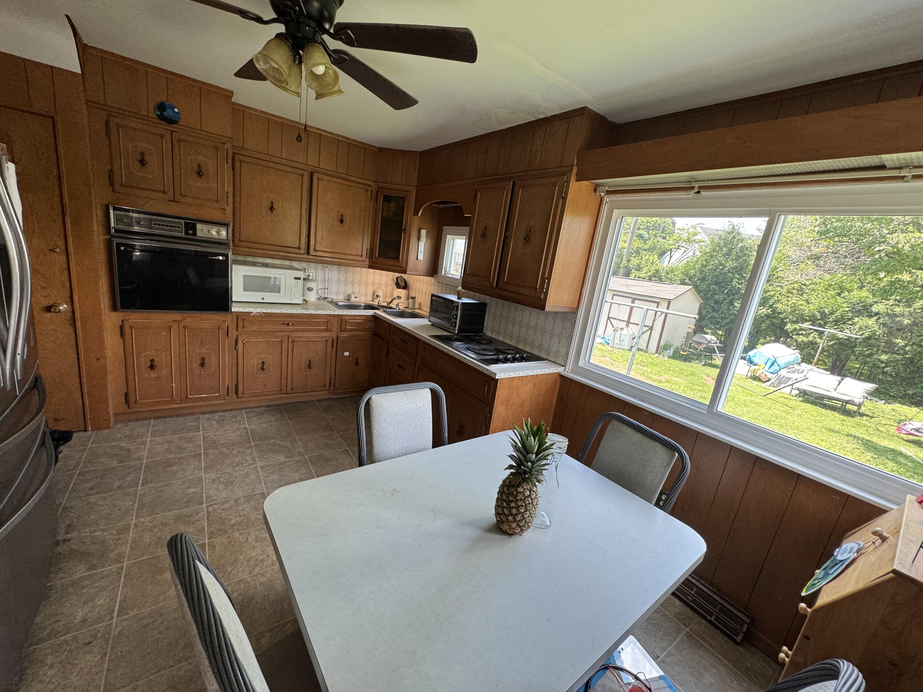 511 Grill Avenue Reading, PA 19607 - Photo 17 of 30 IMG_9018